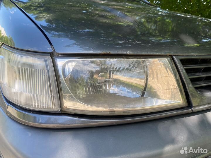 Фары передние Mitsubishi Space Wagon 2