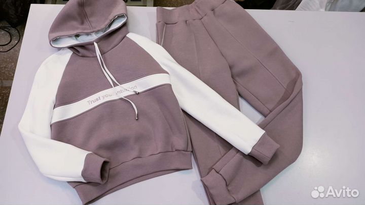 Спортивный костюм