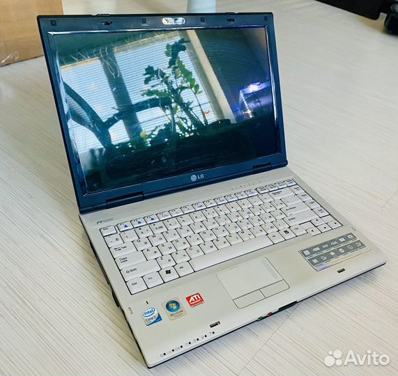 Ноутбук Lg