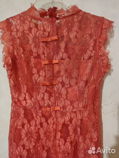 Нарядное платье