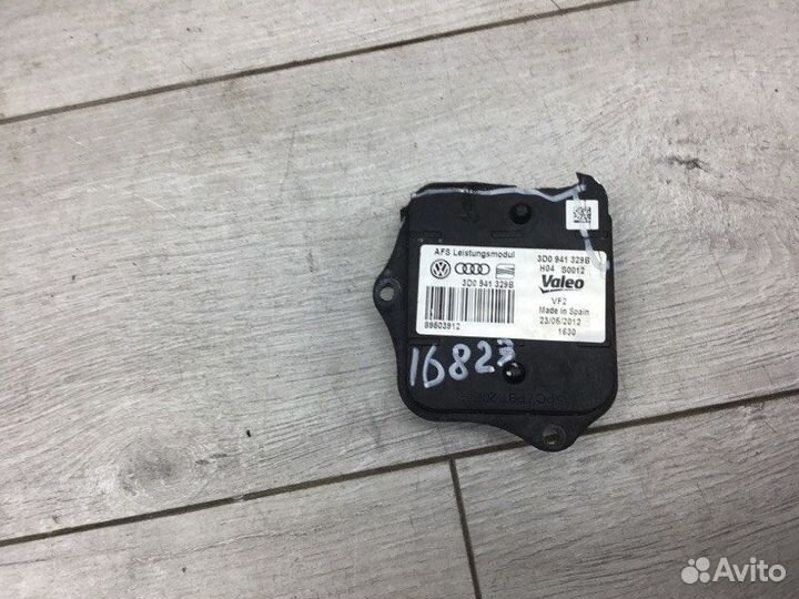 Блок света Volkswagen Passat универсал cayc 2012