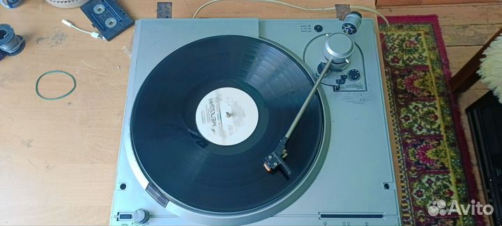 Орфей 103, проигрыватель винила