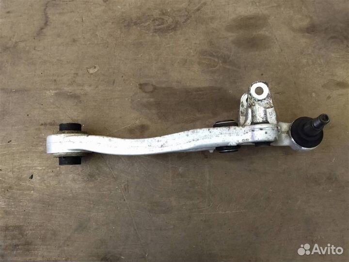 Рычаг передний левый Jaguar XE X760