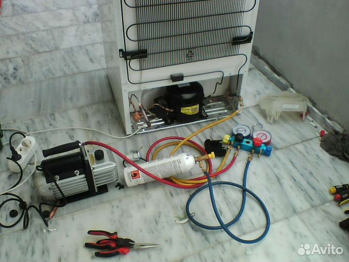 Ремонт холодильников