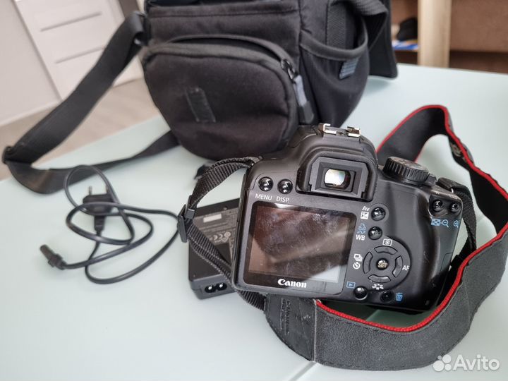 Зеркальный фотоаппарат canon ds126191