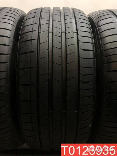 Pirelli P Zero PZ4 295/40 R19 и 265/45 R19 108Y