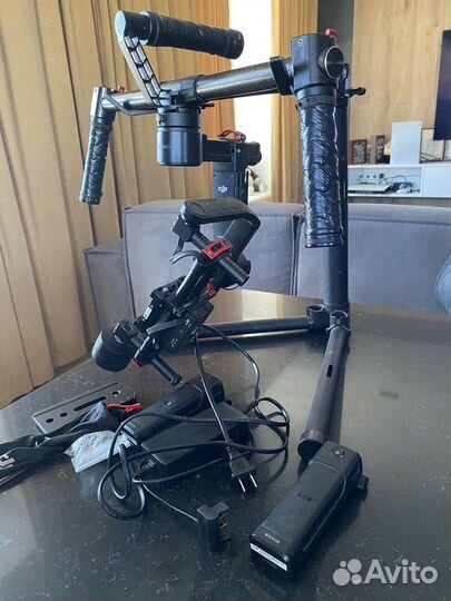 Рабочий DJI Ronin-M с дефектиком