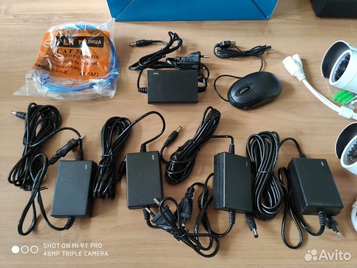 Комплект видеонаблюдения