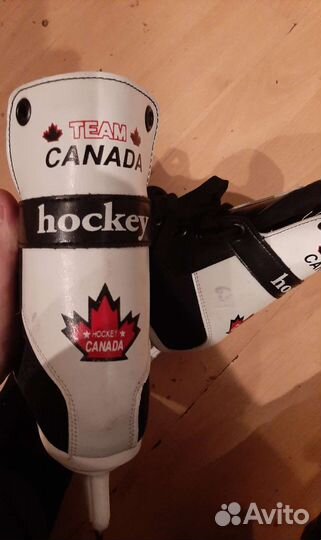 Коньки хоккейные