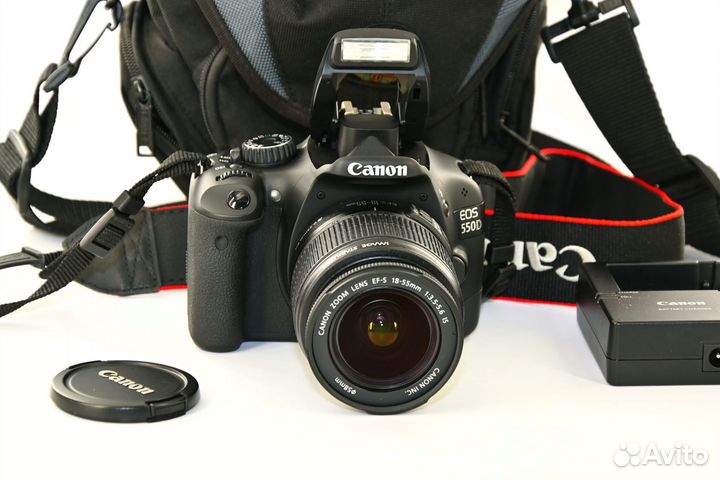 Canon EOS 550D/T2i 18.0MP зеркалка Kit 18-55