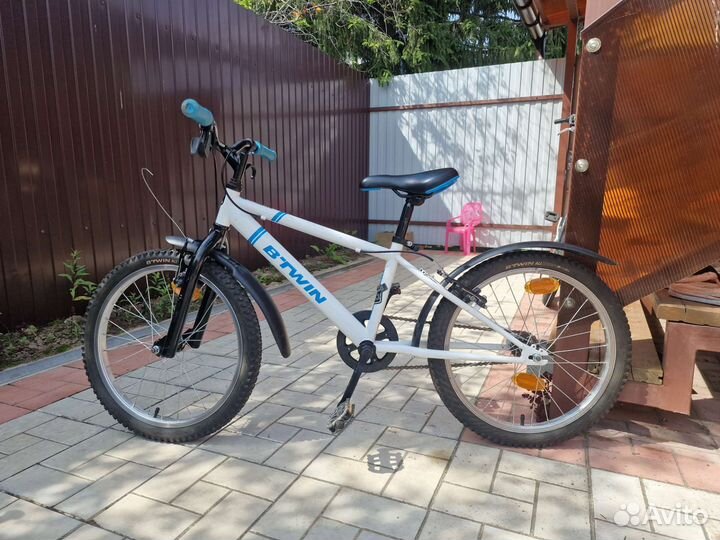 Детский велосипед btwin racing boy 300