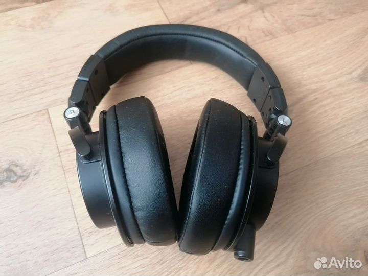 Наушники Audio Technica ATH-M50x