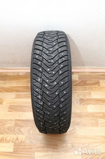 Yokohama IceGuard Stud IG65 215/65 R17 113