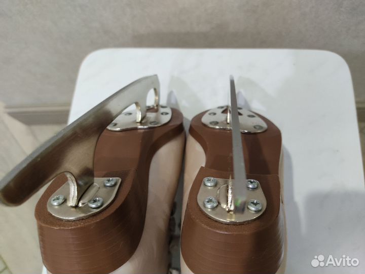 Коньки фигурные