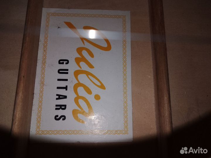 Акустическая гитара Gulia