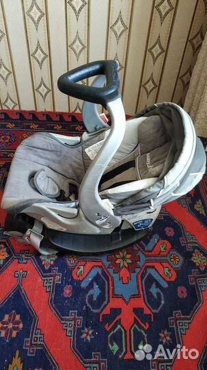 Детское автокресло люлька