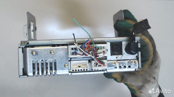 Магнитола Nissan Elgrand, 2000