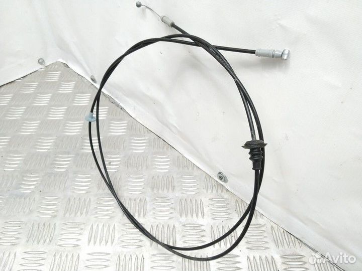 Трос открывания капота Mazda 3 BL