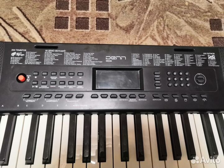 Синтезатор Denn Dek494