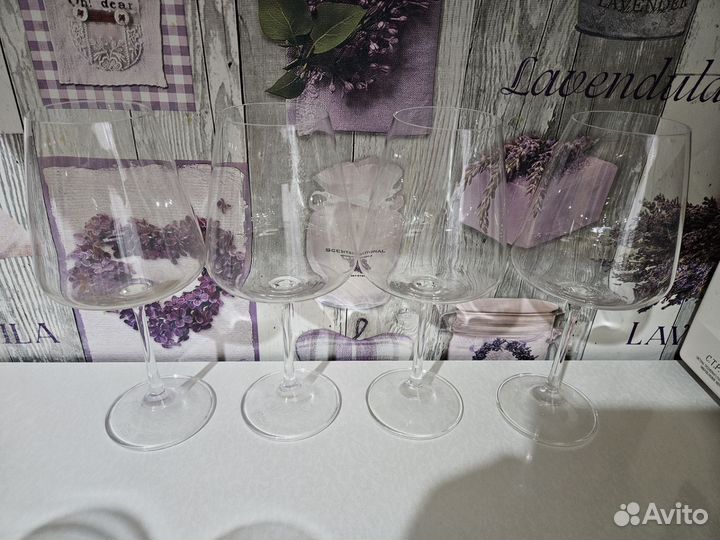 Бокалы, фужеры, стаканы, рюмки