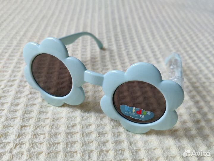 Новые солнцезащитные очки детские