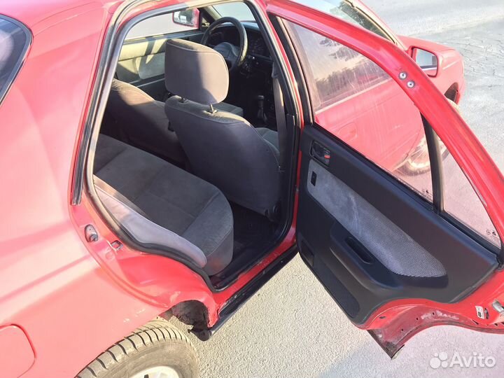 Hyundai Lantra, 1992