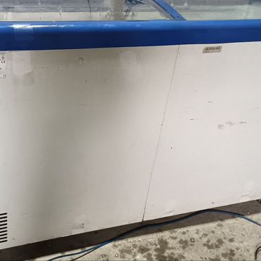 Продам морозильную камеру