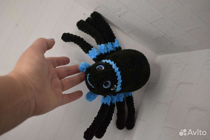 Паук игрушка вязаный паук
