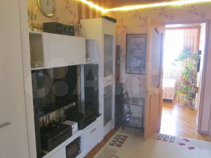 4-к. квартира, 83,8 м², 2/2 эт.