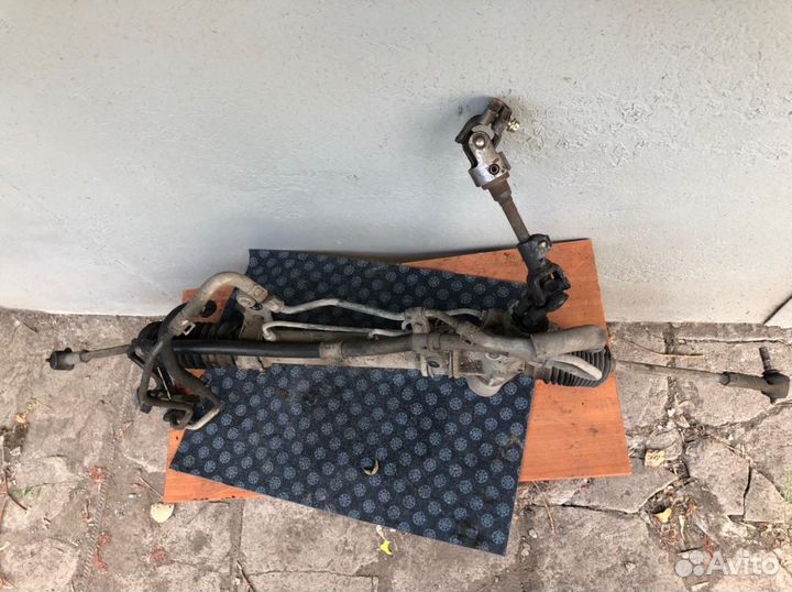 Рулевая рейка toyota corolla Е100
