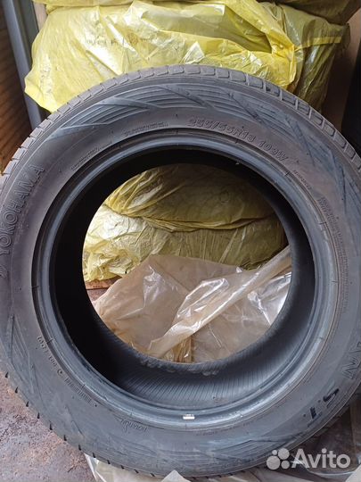 Yokohama Advan S/T V801 255/55 R18