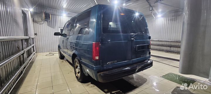 В разбор Chevrolet Astro Van 4x4