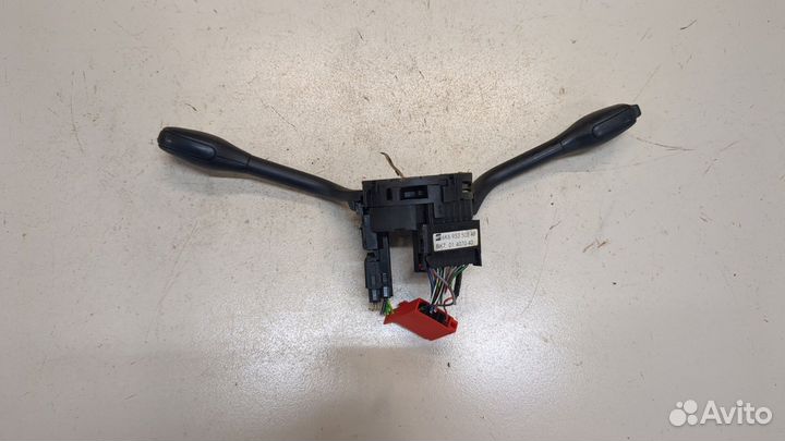 Переключатель поворотов и дворников Volkswagen Pol