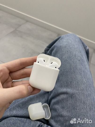 Наушники apple airpods