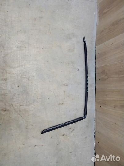 Уплотнитель стекла задней правой двери от Chevrol