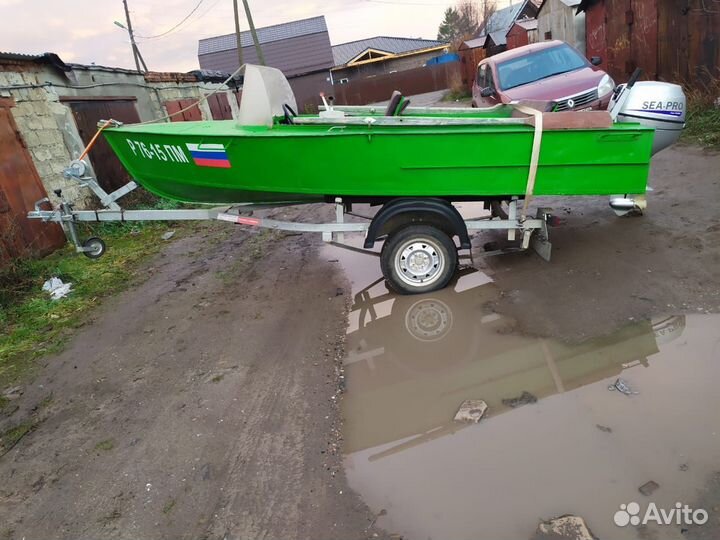Лодка Мкм 15л.с. 4т с документами права не нужны