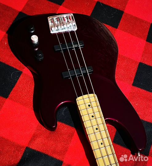 Бас Fender Jazz Bass US Plus продажа/обмен