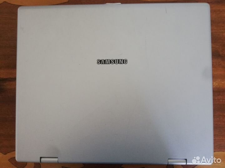 Ноутбук samsung