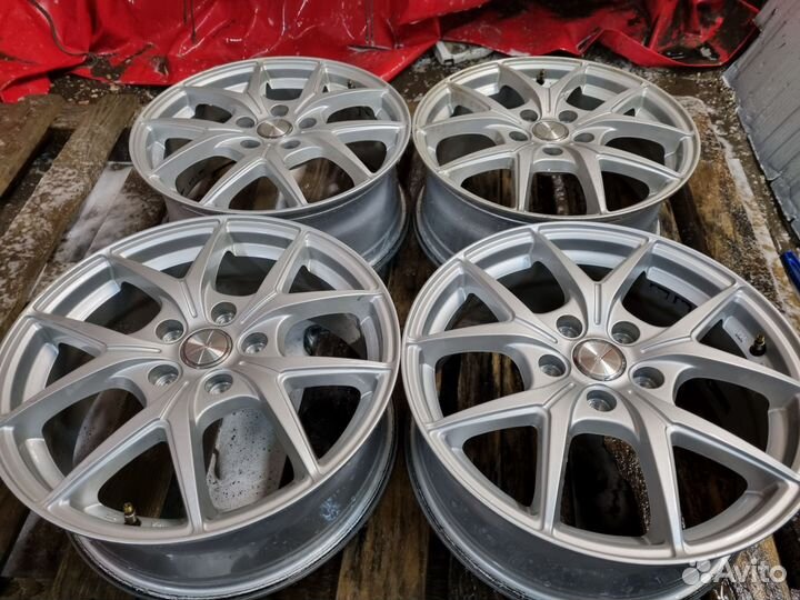 Комплект литых дисков Weds