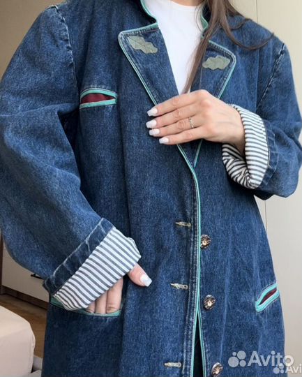 Джинсовая куртка