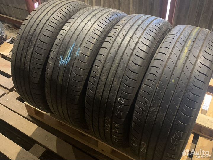 Dunlop SP Sport Maxx 050+ 235/55 R20