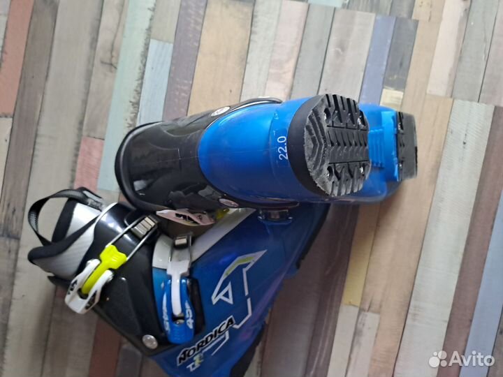 Горнолыжные ботинки детские 22