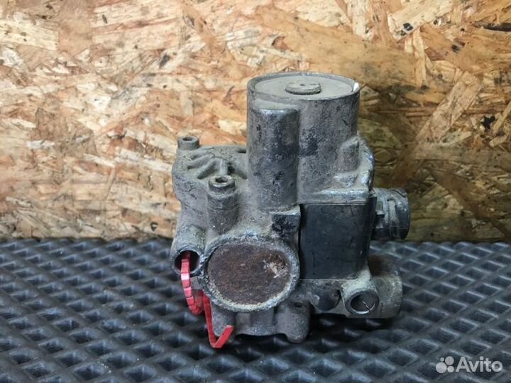 Кран тормозной Daf Xf95 2013