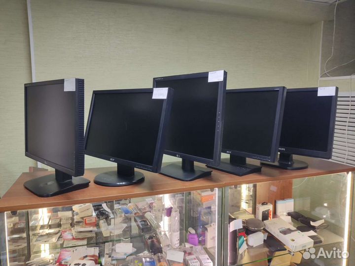 Множество мониторов