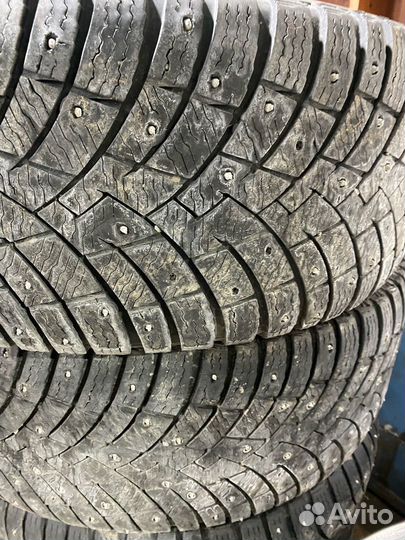 Pirelli Ice Zero 2 285/60 R18