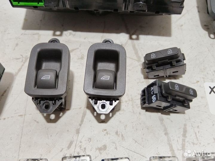 Комплект подсветки/блок управления Volvo XC60 2017