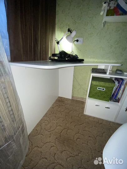 Письменный стол угловой