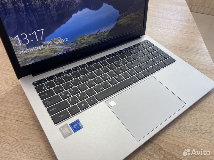 Ноутбук NoviSea M2