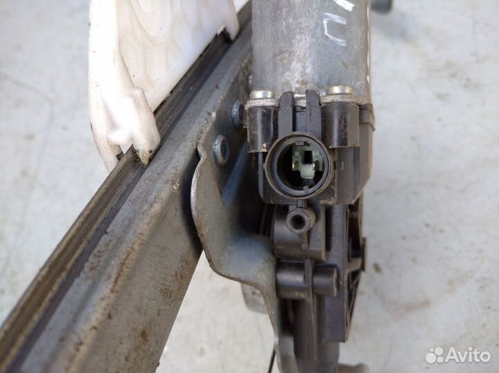 Стеклоподъемник передний левый Рено Логан