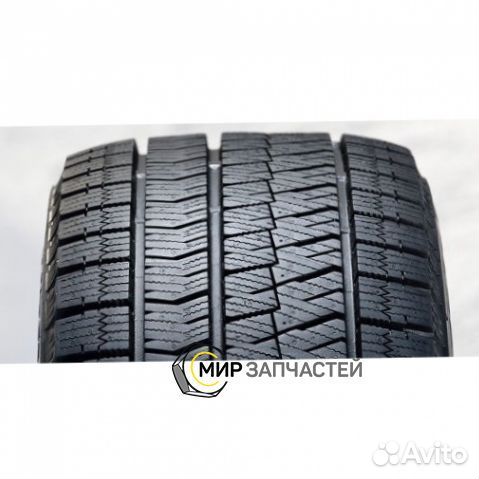 Bridgestone Blizzak Ice 225/60 R17 99H